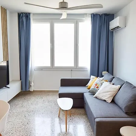 Crispi Luxury & Spacious Apt-sour Sisters Apts Lägenhet