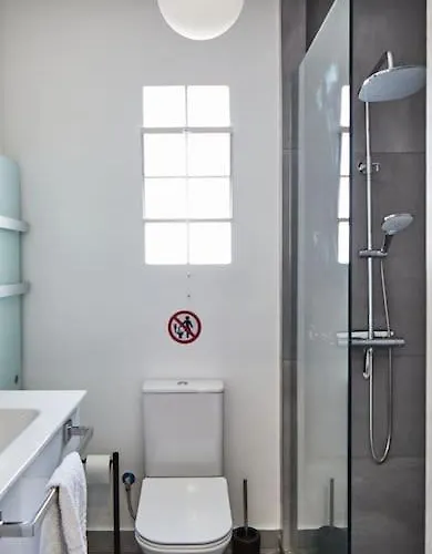 Apartment Crispi Luxury & Spacious Apt-sour Sisters Apts *