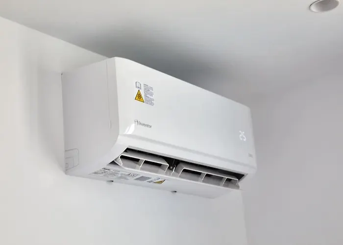 Crispi Luxury & Spacious Apt-sour Sisters Apts 公寓 *